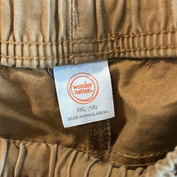 Junior boys camel colored joggers size medium with drawstring size 18 boys - Picture 5 of 8